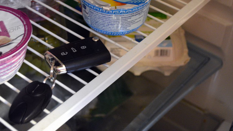 ключи в холодильнике